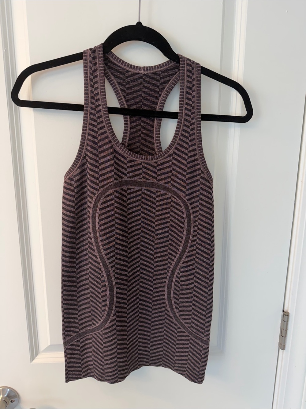 Lululemon Athletica Dusty Mauve Chevron Racerback Tank